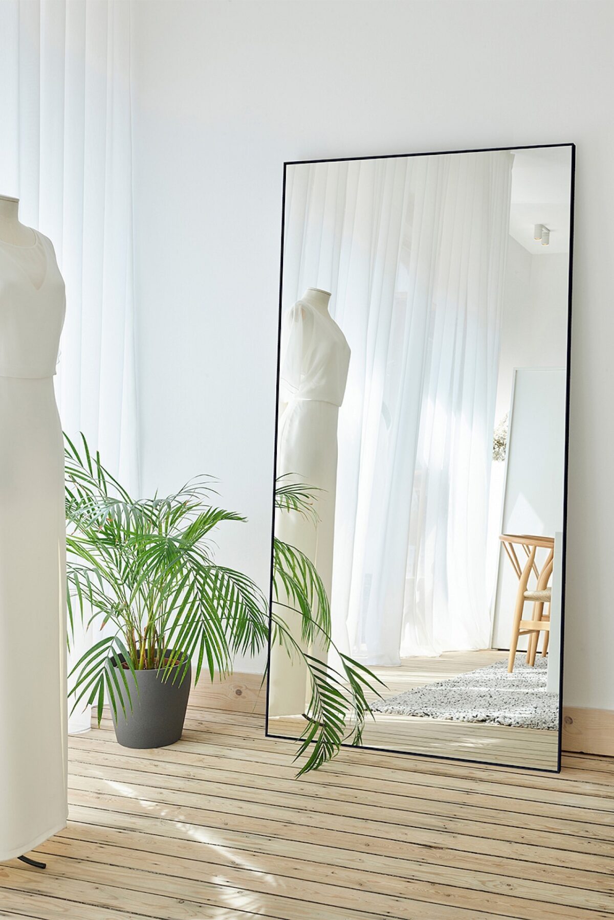 2795 551 lucka xxl decor 1 leaning 1280x0