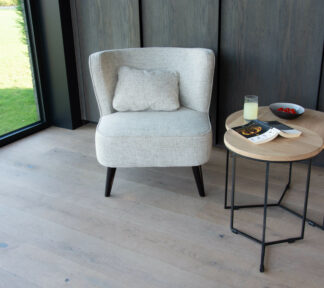 Ina lounge chair Isak side tables
